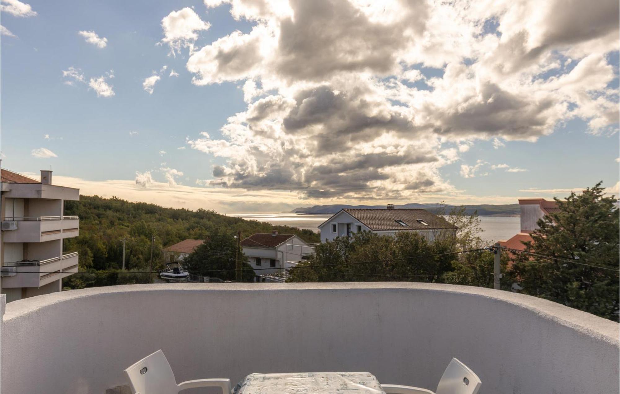 1 Bedroom Cozy Apartment In ยาดราโนโว ภายนอก รูปภาพ
